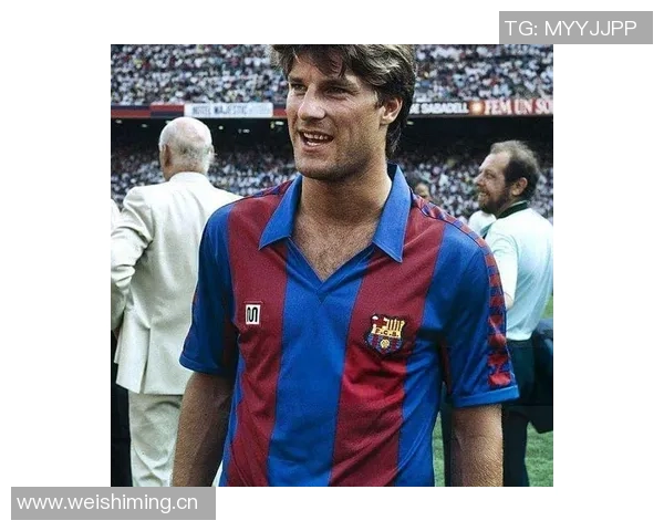 足球巨星梅西的艺术之旅：用画笔描绘梦想与激情